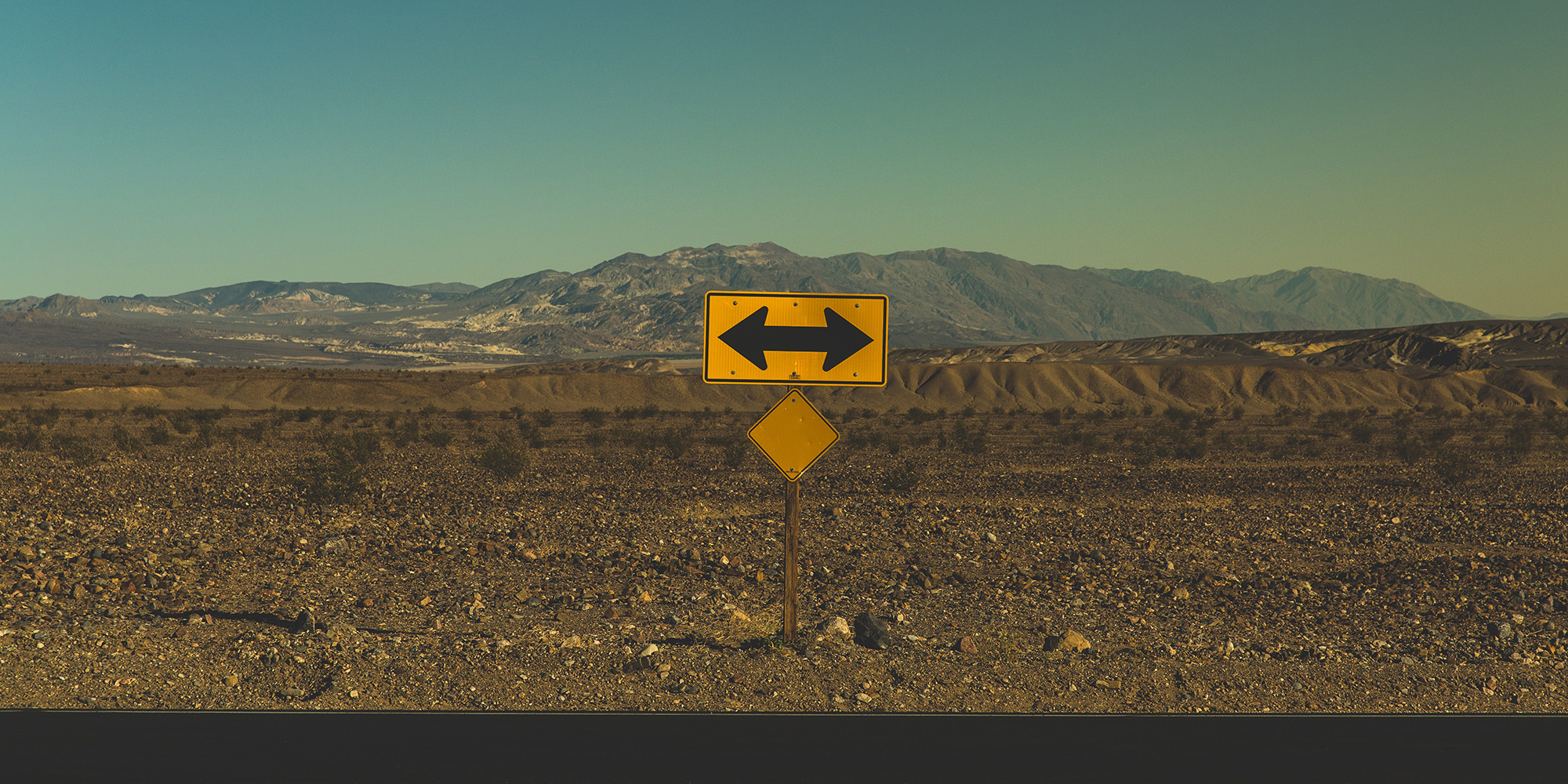 4.5.23 Devo Image